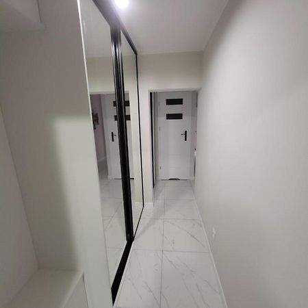 Nabycinska Rent Lejlighed Wrocław Eksteriør billede